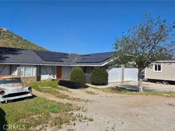 5445 Cedar St, Riverside, CA 92509