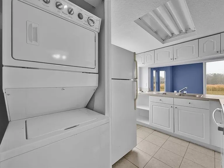 405 Caribbean Main Davenport #MAIN — Photo 3