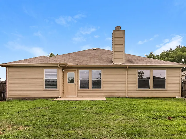 1108 Cumberland Dr — Photo 16