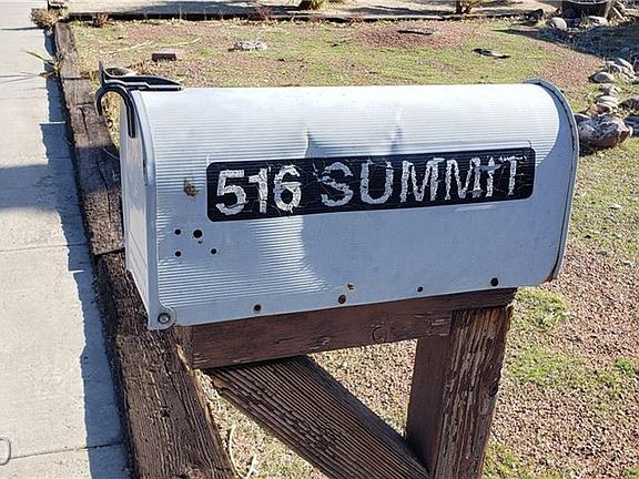2nd image of 516 Summit Dr #5
