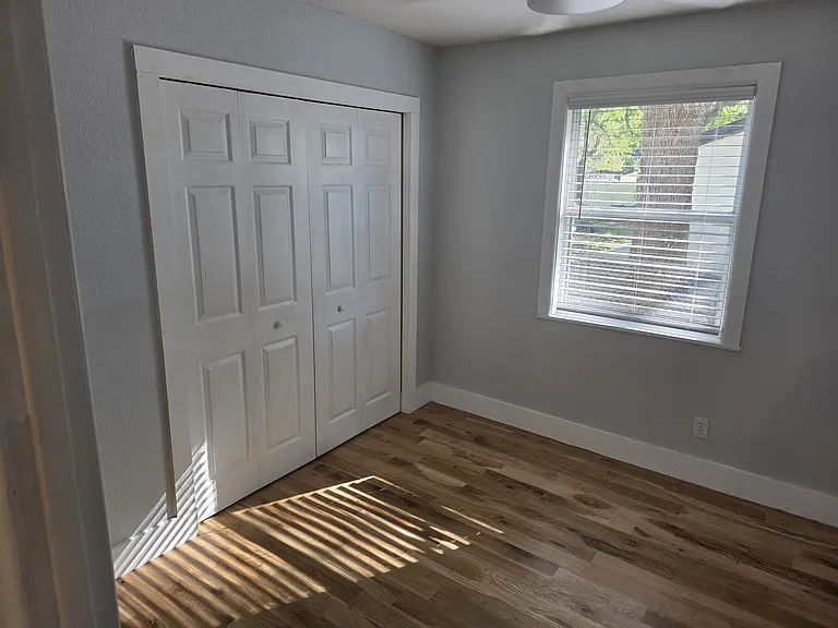2802 Robinson Rd — Photo 8