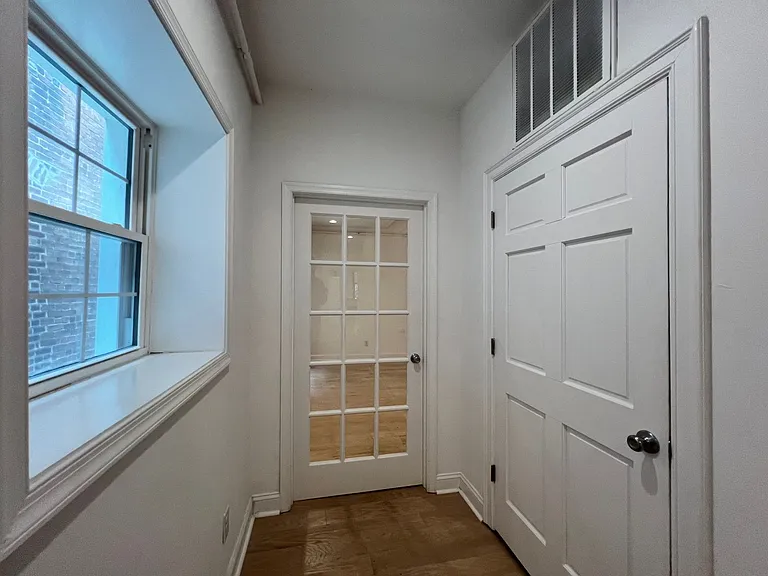 22 Campbell Ave SE — Photo 28