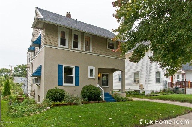 1st image of 11 Dean St NE