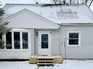 453 Riverside Ave, Adrian, MI 49221