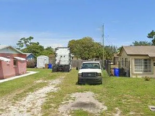 600 NW 2nd Ter, Deerfield Beach, FL 33441