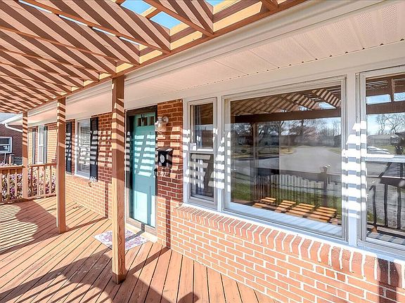 5th image of 1686 Waycross Cir