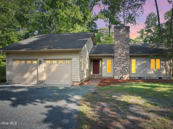 9140 Forest Drive SW, Sunset Beach, NC 28468