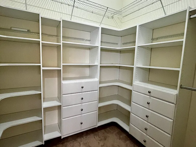 2925 Dogwood Creek Pkwy — Photo 12