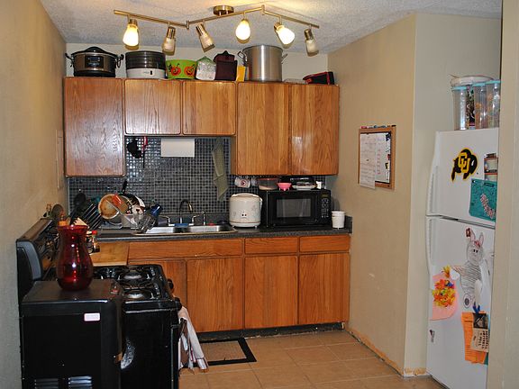 4th image of 70 Otowi Dr