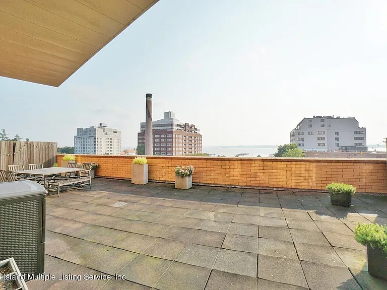 155 Bay St #2C — Photo 18