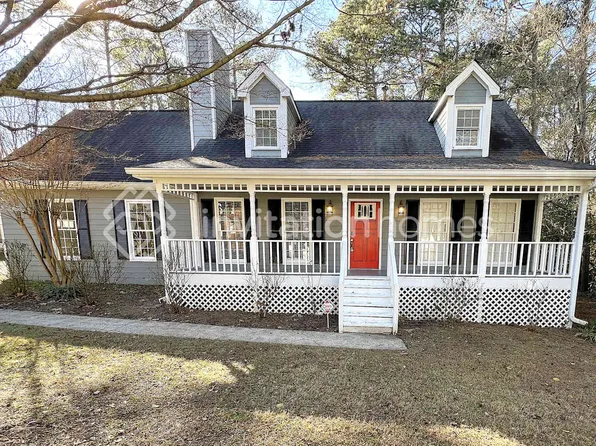 2935 Glynn Mill Ct, Snellville, GA 30039