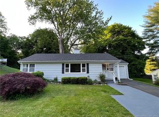 73 Douglas Dr, Meriden, CT 06451