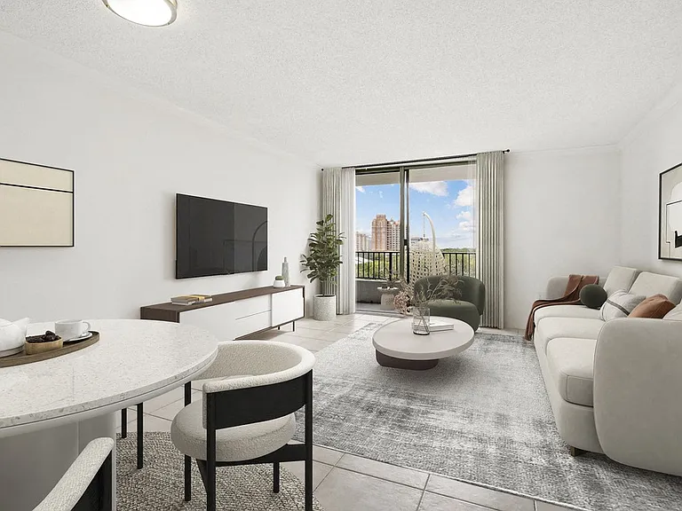 Gables Grand Plaza Apartments — Photo 69