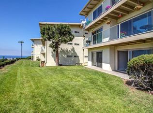 640 W Solana Cir W #13, Solana Beach, CA 92075