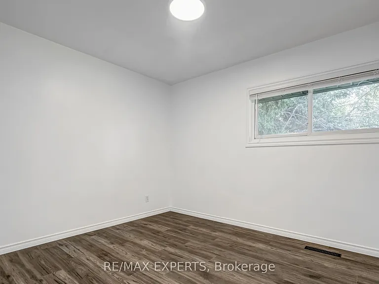 130 North St W — Photo 20
