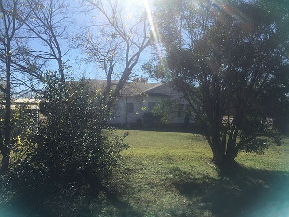 3rd image of 208 Cleveland St