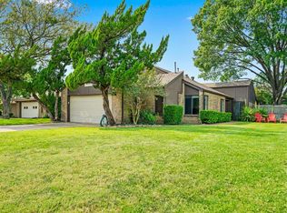 14811 Le Grande Dr, Addison, TX 75001