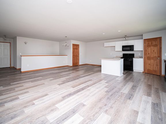 5th image of 1651 Winterwheat Dr