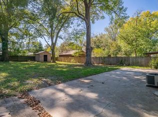 2218 Garrs Ln, Shively, KY 40216