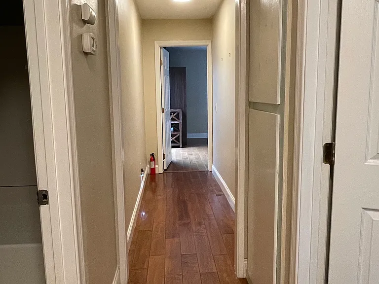 8221 Valdosta Ave — Photo 12