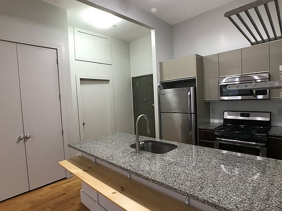 5th image of 41 Kosciuszko St APT 223