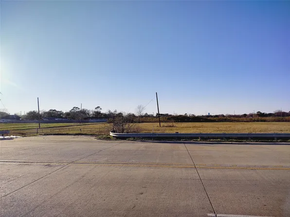 0 W Port Arthur Rd, Pt Arthur, TX 77640