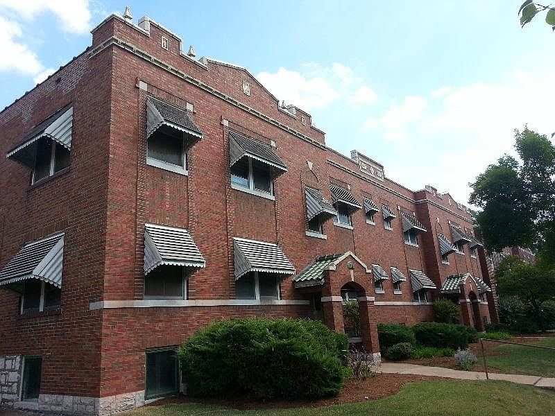 2nd image of 3715 Bates St APT 1W