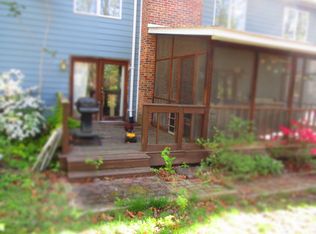 114 Sunset Cir, Cross Junction, VA 22625