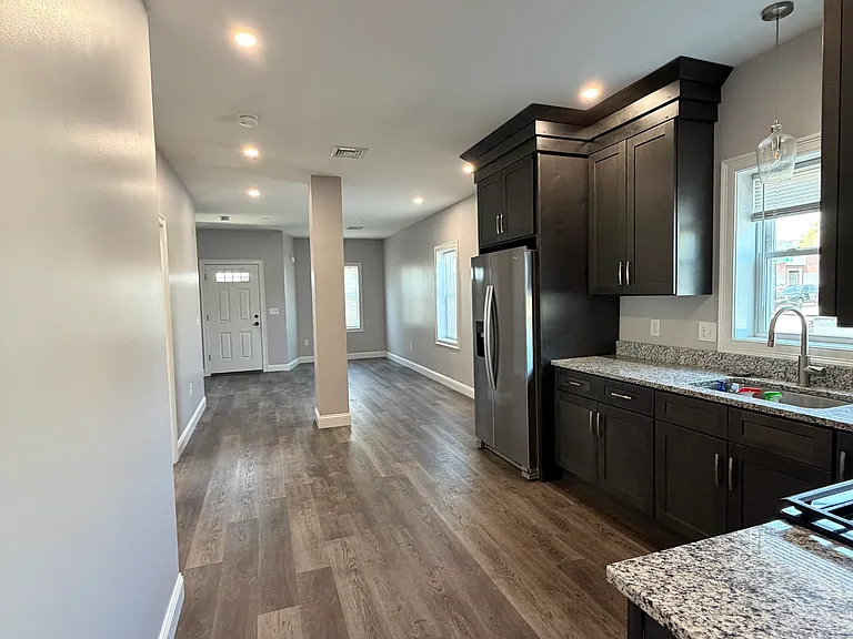 314 Dartmouth St #1 — Photo 12