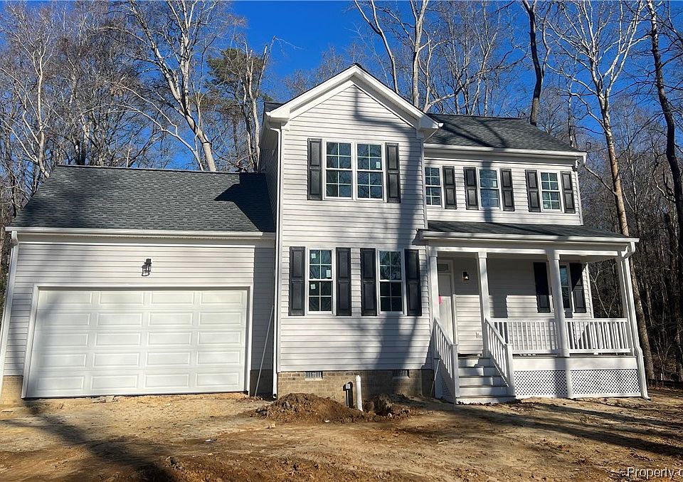 1st image of 104 Crescent Dr