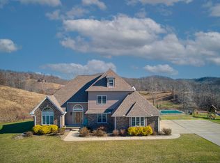 81 Empress Dr, Grayson, KY 41143