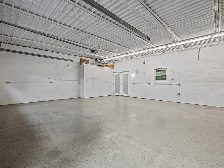 3443 Shadowlawn Dr — Photo 35