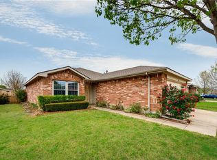 1018 Halifax Ln, Forney, TX 75126