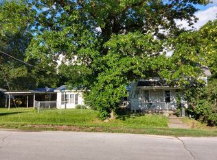 1108 Grand St, Lamar, MO 64759