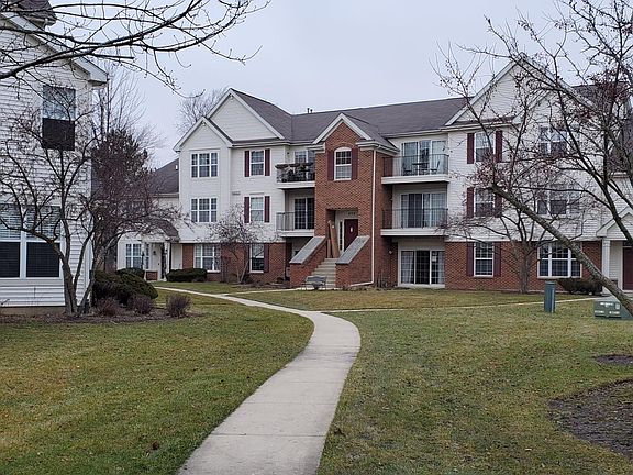 3rd image of 700 Mill Cir