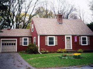 35 Ledgelawn Ave, Lexington, MA 02420