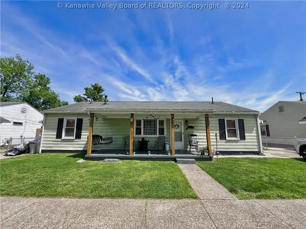 2624 Forrestal Ave, Saint Albans, WV 25177