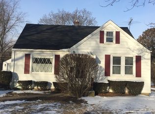 322 S Wolf Rd, Des Plaines, IL 60016