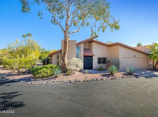 5716 N Calle De La Reina, Tucson, AZ 85718