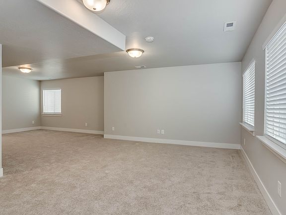 5th image of 149 N Stone Gate Dr