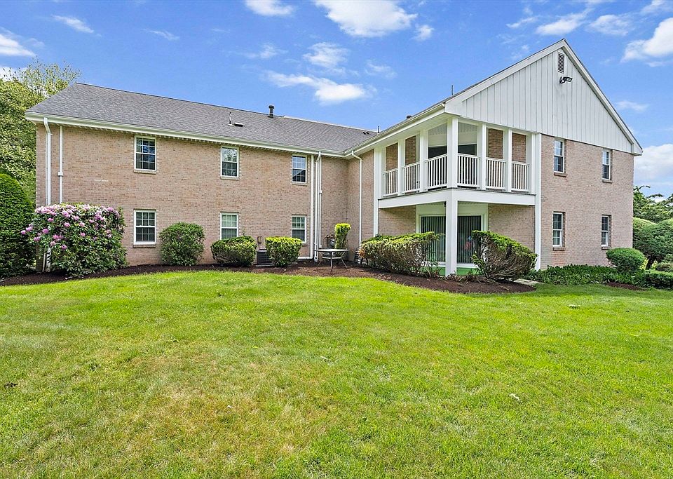 1st image of 41 Jessica Dr APT E