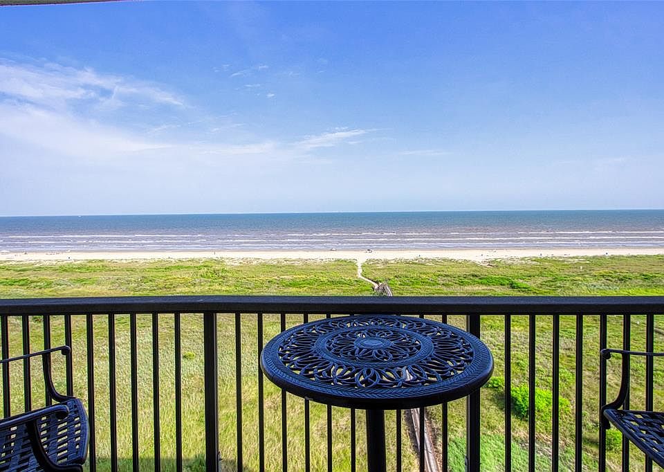 1st image of 415 E Beach Dr APT 807