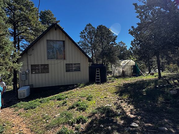 3rd image of 398 Dixwood Dr