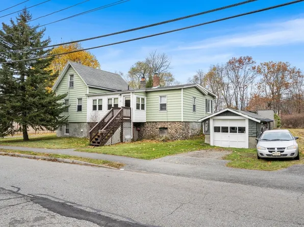 23 Water St, Westborough, MA 01581