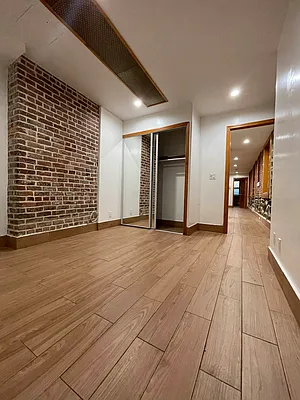 Rented by Douglas Elliman | media 27