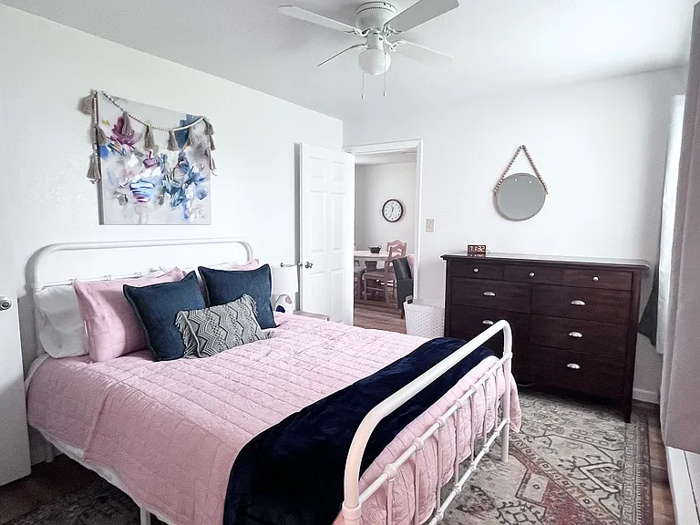 810 S Baltimore St — Photo 5