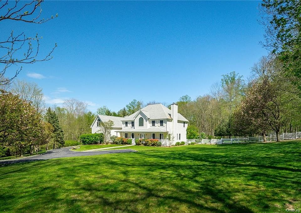 16 Autumn Ridge Road, South Salem, NY 10590 | Zillow