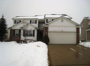 4504 Knollcrest Dr, Ann Arbor, MI 48108