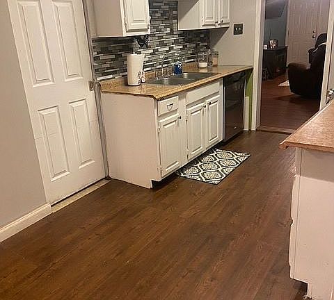 5th image of 115 Eikenberry St