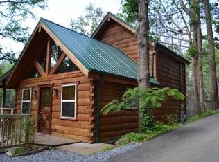 920 Oak Ridge Rd, Gatlinburg, TN 37738